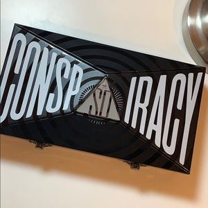 Shane Dawson X Jeffree Star Conspiracy Palette